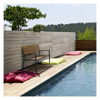 Vrtna klop ISAK SJ61 antracit ima aluminijast okvir, prašno obarvan. Dimenzije: širina: 123cm globina: 59cm višina: 86cm višina: 431cm višina sedišča: