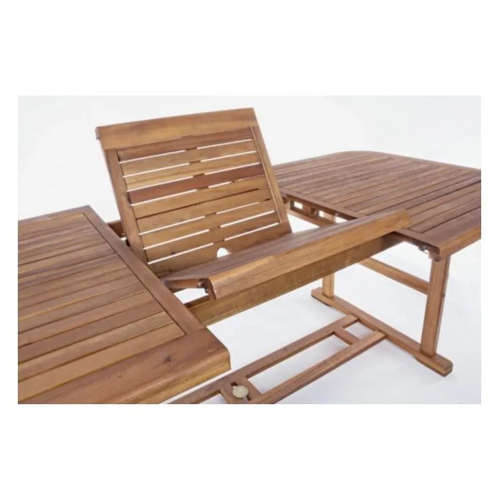 Vrtna raztegljiva miza NOEMI RETT 180-240X100 Vrtna raztegljiva miza NOEMI RETT 180-240X100 je narejena iz lesa z dvojnim robom. Čez ima oljno oblogo. Material: - Les Barva: - Akacijev les Dimenzije:
