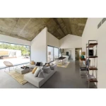 Vrtna zofa PIPER je sestavljena iz aluminijastega okvirja, naslonjali imata kovinsko ogrodje. Blazini sta oblečeni v odstranljivo prevleko (100%