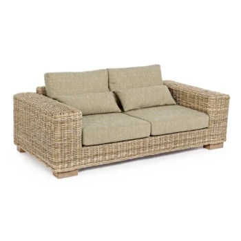 Vrtni dvosed LEANDRO je narejen iz ratana in lesenega okvirja. Blazine imajo snemljivo prevleko (55% bombaž, 45% poliester), kar omogoča lažje vzdrževanje.