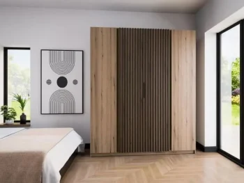 Garderobna omara DALILA 1 - 200 cm ima moderen dizajn. Narejena je iz laminirane plošče debeline 16 mm. Garderobna omara je zelo prostorna, saj ima veliko