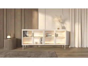 Komoda LUMPI kašmir ni le osupljiva temveč tudi praktična. Elegantna barva naredi kolekcijo brezčasno in elegantno. Steklo na frontah daje pohištvu