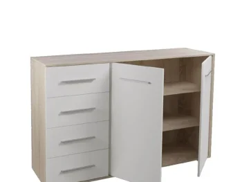 Komoda RITA je primerna za vsak prostor. Korpus je v barvi hrast sonoma, fronta je v beli barvi mat .Noge in ročaji  so plastični. Regal je narejen iz