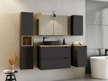 Kopalniški blok BLACKY 80 je narejen iz kvalitetne laminirane plošče. Izstopa zaradi svoje moderne oblike. Popestril bo vsako kopalnico. V ceno je všteto