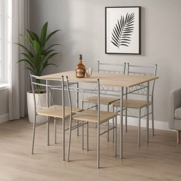 Kuhinjska garnitura FALSET je komplet za jedilnico, sestavljen iz mize in štirih stolov. Pohištvo je narejeno iz kvalitetnih materialov. Miza je narejena iz