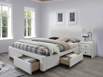 Oblazinjena postelja MADONA2 160 je elegantna, sodobna in kvalitetna postelja s predali. Postelja ne vsebuje vzmetnice. Dimenzije: - D: 164 x G: 220 x V: 106