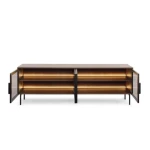 TV omarica LUMPI ni le osupljiva temveč tudi praktična. Elegantna barva naredi kolekcijo brezčasno in elegantno. Steklo na frontah daje pohištvu