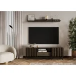 TV regal HORIZON je moderen kos pohištva. Ni le praktična, temveč tudi dekorativna in elegantna. Zaradi svoje razporeditve se poda v vsak dnevni prostor.