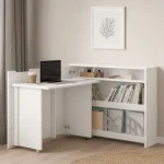 Zložljiva pisalna miza VOKI sijaj je narejena iz trpežne laminirane plošče in MDF plošče, zaključene z trpežnim ABS robom. Miza VOKI vam omogoča