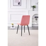 Jedilni stol MILA velvet roza je odlična rešitev za kombiniranje v minimalističen ali industrijski stil prostora. Kombinacija sivega prešitega blaga s