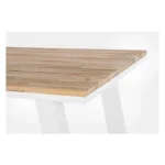 Barska miza SKIPPER 131X73 bela, sodoben in eleganten dizajn združuje trpežen prašno barvan aluminijast okvir s poliestrsko zaščito, ter mizno ploščo iz
