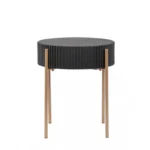 Klubska mizica DARCY je elegantna priročna miza, ki je primerna za vsak prostor. Mizna plošča je narejena iz mdf-ja z kovinskimi nogami. Material: MDF