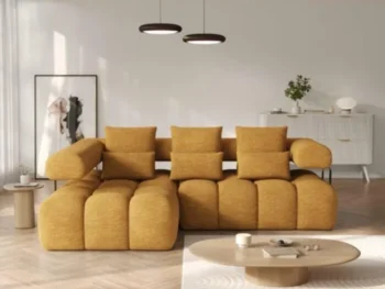 Kotna sedežna garnitura LEONA je modernega dizajna. LEONA je popolna rešitev za tiste, ki iščejo elegantno kotno sedežno garnituro s spalno funkcijo, ki