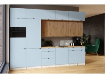 Kuhinjski blok JANINA 2 320 je elegantnega ter sodobnega dizajna. Fronte zgornjih omaric v artisan barvi so rebrastega dizajna, lamelne fronte. Ostale omarice