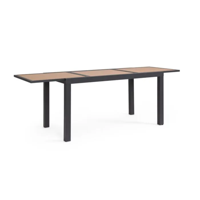 Raztegljiva miza HILIJA 140-210X77 antracit Raztegljiva miza HILIJA 140-210X77 antracit, je aluminijasta, s prašno barvanim ogrodjem in ploščo iz aluminijastih letvic v imitaciji lesa. Opremljena je z
