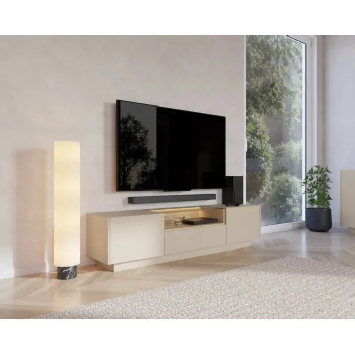 TV regal HAKO 176 je eleganten in sodoben. Izdelan je iz kakovostne laminirane iverne plošče debeline 16 mm, ki zagotavlja trpežnost in dolgo življenjsko