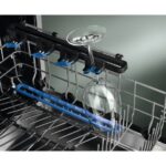 VGRADNI POMIVALNI STROJ ELECTROLUX EEG48300L – dodatni pogled 1