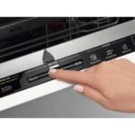 VGRADNI POMIVALNI STROJ FSE62417P – AEG – dodatni pogled 1