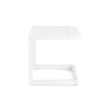 Vrtna mizica HILDE 40x40 bela je narejena iz aluminija in je prašno barvana (poliester). Material: - Aluminij Barva: - Bela Dimenzije: - Širina: 40 cm -