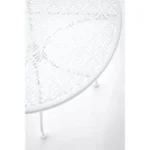 Vrtna mizica LIZETTE D60 bela je narejena iz jekla z mat zaključkom. Material: - Jeklo Barva: - Bela Dimenzije: FI: 60 cm višina: 71 cm Stoli niso vključeni