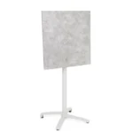 Zunanja visoka barska miza CLARET 70X70 bela, miza je izdelana iz prašno barvanega aluminija s poliestrsko zaščito ter mizno ploščo iz vzdržljivega HPL -