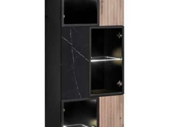 Dnevni regal KARAMELA je prefinjenega videza. Regal ima stenski panel z elegantnim videzom, v kombinaciji črnega marmorja ter lamel v hrast barvi. Tv omarica
