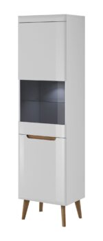 Elegantna dnevna soba s stilom skandinavskega sloga. Dobavljiva je v bela mat/bela visoki sijaj. Hrastove lesene noge, ABS robovi, vrata(ličnice) so MDF.