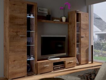 Dnevni regal RUBA 4 XL je moderno oblikovan in elegantnega videza. Dnevni regal je izdelan v EU. Dimenzije dnevnega regala so 300 cm x 190 cm x 40,2 cm Barva: