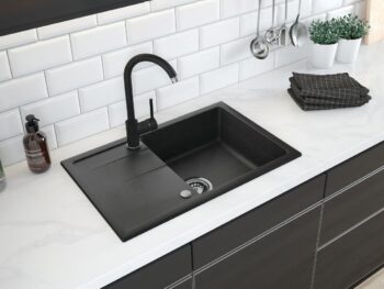 Granitno pomivalno korito LEDA set z armaturo je odporen na udarce, visoke temperature, razbarvanje in termični škodi. Granitno korito je kombinacija