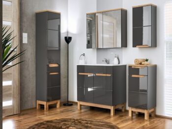 Kopalni&scaron;ki blok ALI 2 60 je odlične kvalitete, narejen iz kakovostnih materialov. Vsebuje umivalnik, omarico pod umivalnikom, omarico z ogledalom,