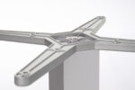Mizno podnožje VESTA H72, podstavek iz tlačno litega aluminija dimenzij 48x48 cm in aluminijaste noge iz litega železa zagotavljajo stabilnost. Nastavljive
