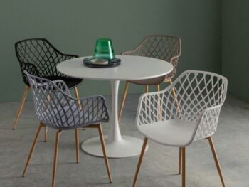 Ogledalo TIZIANO 2576 je narejeno iz mdf plo&scaron;če. Material: - MDF Barva: - Les Dimenzije: &scaron;irina: 42cm globina: 5cm vi&scaron;ina: 42cm