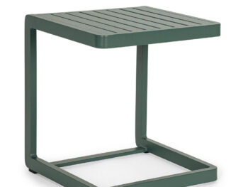 Vrtna miza KONNOR 40 x 40 je elegantna in kakovostna. Zaradi njene oblike je priročna in funkcionalna. Narejena je iz aluminija s prašnim barvanjem -