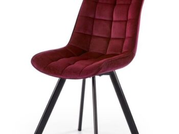 Jedilni stol K332 je dobavljiv v bordo barvi. Noge stola so iz kovine prašno barvane. Dimenzija: - Š:46/G:61/V:84 cm, Material: - velvet tkanina BLUVEL 59 -