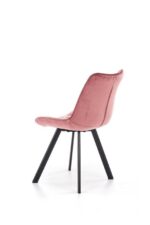 Jedilni stol K332 je dobavljiv v roza barvi. Noge stola so iz kovine prašno barvane. Dimenzija: - Š:46/G:61/V:84 cm, Material: - velvet tkanina BLUVEL 52 -
