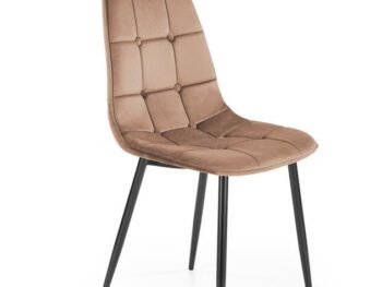 Jedilni stol K417 je dobavljiv v bež barvi. Noge stola so iz kovine prašno barvane. Dimenzija: - Š:44/G:56/V:87 cm, Material: - velvet tkanina HLR 11 -