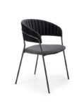 Jedilni stol K426 črn je dobavljiv v črni barvi. Noge stola so iz kovine prašno barvane. Dimenzija: - Š:57/G:54/V:79 cm, Material: - tkanina BLUVEL 19 -