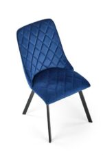 Jedilni stol K45 je dobavljiv v modri barvi. Noge stola so iz kovine prašno barvane. Dimenzija: - Š:44/G:58/V:85 cm Material: - tkanina velvet BLUVEL 86 -
