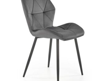Jedilni stol K453 je dobavljiv v sivi barvi. Noge stola so iz kovine prašno barvane. Dimenzija: - Š:48/G:53/V:86 cm Material: - tkanina velvet BLUVEL 14 -
